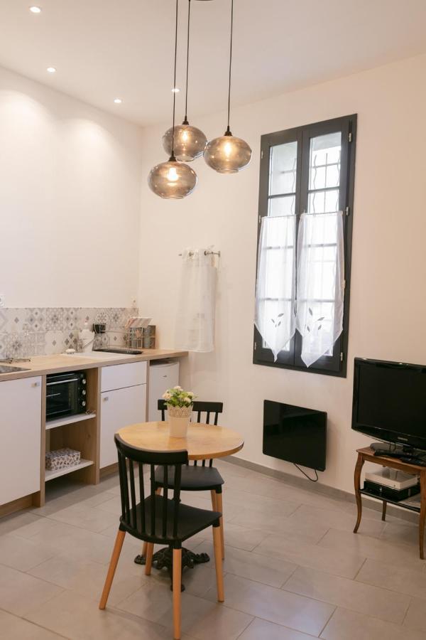 Studio Vaucluse Clovis L'Isle-sur-la-Sorgue Exterior photo